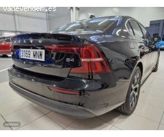 Volvo S60 S60 Core, B4 Mild Hybrid, Gasolina de 2024 con 15.760 Km por 35.900 EUR. en Navarra