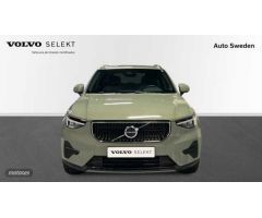 Volvo XC40 1.5 T2 CORE AUTO 5P de 2024 con 18.123 Km por 32.500 EUR. en Valencia