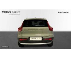 Volvo XC40 1.5 T2 CORE AUTO 5P de 2024 con 18.123 Km por 32.500 EUR. en Valencia