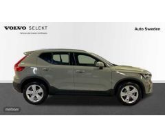 Volvo XC40 1.5 T2 CORE AUTO 5P de 2024 con 18.123 Km por 32.500 EUR. en Valencia