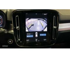 Volvo XC40 1.5 T2 CORE AUTO 5P de 2024 con 18.123 Km por 32.500 EUR. en Valencia