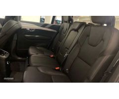 Volvo XC 90 XC90 T8 Twin Momentum 7 asientos de 2016 con 139.028 Km por 31.900 EUR. en Asturias