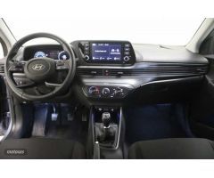 Hyundai i20 1.2 MPI Klass de 2024 con 7.070 Km por 17.900 EUR. en Valencia