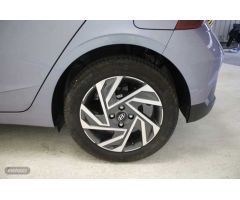 Hyundai i20 1.2 MPI Klass de 2024 con 7.070 Km por 17.900 EUR. en Valencia
