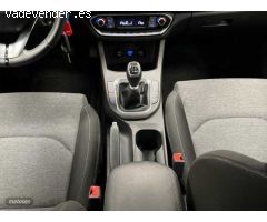Hyundai i30 1.0 TGDI Klass LR 48V 120 de 2023 con 12.600 Km por 22.900 EUR. en Valencia