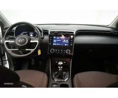Hyundai Tucson 1.6 TGDI Klass 4x2 de 2024 con 17.790 Km por 24.900 EUR. en Valencia