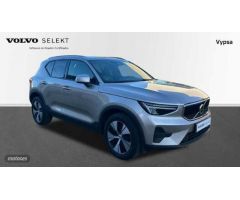 Volvo XC40 1.5 T2 CORE 129 5P de 2022 con 25.706 Km por 28.900 EUR. en Cordoba