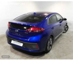 Hyundai Ioniq 1.6 GDI Klass LE de 2021 con 34.059 Km por 17.900 EUR. en Madrid