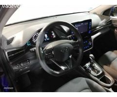Hyundai Ioniq 1.6 GDI Klass LE de 2021 con 34.059 Km por 17.900 EUR. en Madrid