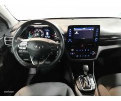 Hyundai Ioniq 1.6 GDI Klass LE de 2021 con 34.059 Km por 17.900 EUR. en Madrid