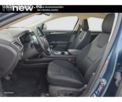 Ford Mondeo TITANIUM 150CV de 2019 con 105.900 Km por 17.490 EUR. en Madrid