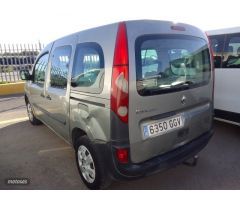 Renault Kangoo Combi 1.5 DCI 90 CV. de 2008 con 274.000 Km por 3.800 EUR. en Murcia