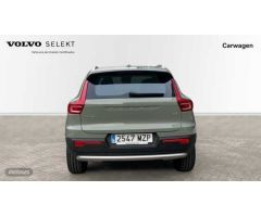 Volvo XC40 2.0 B3 CORE AUTO 5P de 2025 con 1 Km por 41.050 EUR. en Vizcaya