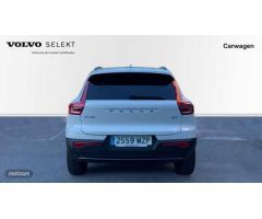 Volvo XC40 2.0 B3 PLUS DARK AUTO 5P de 2025 con 1 Km por 44.200 EUR. en Vizcaya