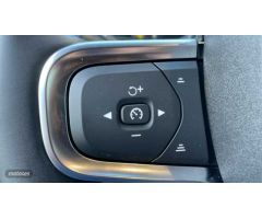 Volvo XC40 2.0 B3 PLUS DARK AUTO 5P de 2025 con 1 Km por 44.200 EUR. en Vizcaya
