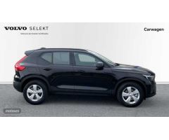 Volvo XC40 2.0 B3 ESSENTIAL AUTO 5P de 2025 con 1 Km por 37.700 EUR. en Vizcaya