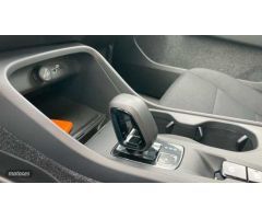 Volvo XC40 2.0 B3 ESSENTIAL AUTO 5P de 2025 con 1 Km por 37.700 EUR. en Vizcaya
