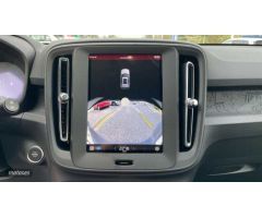 Volvo XC40 2.0 B3 ESSENTIAL AUTO 5P de 2025 con 1 Km por 37.700 EUR. en Vizcaya
