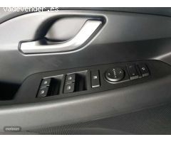 Hyundai i30 1.5 DPI Klass 96 de 2024 con 7 Km por 22.400 EUR. en Granada