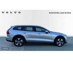 Volvo V 60 2.0 D4 AUTO AWD 190 5P de 2019 con 172.187 Km por 27.500 EUR. en Zamora