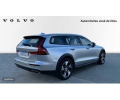 Volvo V 60 2.0 D4 AUTO AWD 190 5P de 2019 con 172.187 Km por 27.500 EUR. en Zamora