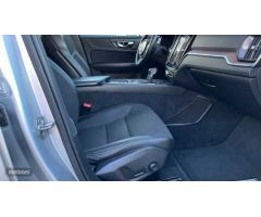Volvo V 60 2.0 D4 AUTO AWD 190 5P de 2019 con 172.187 Km por 27.500 EUR. en Zamora