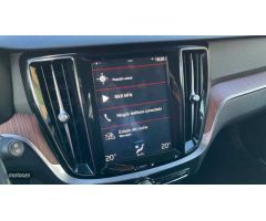 Volvo V 60 2.0 D4 AUTO AWD 190 5P de 2019 con 172.187 Km por 27.500 EUR. en Zamora