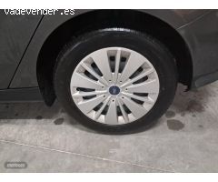 Ford Focus 1.0i 100CV (GPS+SENSOR TRAS) de 2015 con 190.000 Km por 6.450 EUR. en Madrid