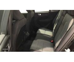 Volvo XC40 XC40 Core, B3, Gasolina de 2024 con 30.065 Km por 31.900 EUR. en Cantabria