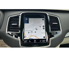 Volvo XC 90 2.0 T8 INSCRIPTION 4WD AUTO 400 5P 7 Plazas de 2017 con 61.895 Km por 44.500 EUR. en Mal