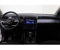 Hyundai Tucson 1.6 TGDI Maxx 4x2 de 2024 con 7.179 Km por 26.790 EUR. en Almeria