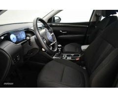 Hyundai Tucson 1.6 TGDI Maxx 4x2 de 2024 con 13.245 Km por 26.790 EUR. en Almeria