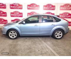 Ford Focus 1.6 Trend de 2007 con 70.800 Km por 6.900 EUR. en Tarragona