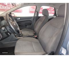 Ford Focus 1.6 Trend de 2007 con 70.800 Km por 6.900 EUR. en Tarragona
