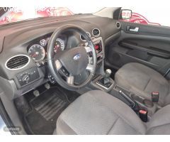 Ford Focus 1.6 Trend de 2007 con 70.800 Km por 6.900 EUR. en Tarragona
