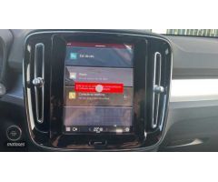 Volvo XC40 2.0 B3 CORE AUTO 5P de 2025 con 1 Km por 40.100 EUR. en Vizcaya