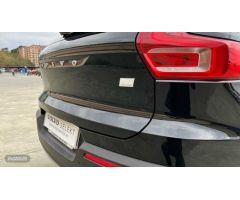 Volvo XC40 1.5 T4 RECHARGE INSCRIPTION EXP DCT 211 5P de 2021 con 68.852 Km por 31.900 EUR. en Zamor