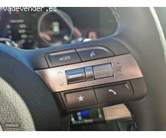 Hyundai Kona 1.6 GDI Tecno DT de 2024 con 6.439 Km por 30.900 EUR. en Huelva
