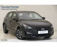 Hyundai i30 1.5 DPI Klass SLX 110 de 2024 con 7.710 Km por 20.700 EUR. en Navarra