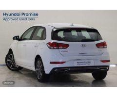Hyundai i30 1.5 DPI Klass SLX 110 de 2024 con 11.699 Km por 19.600 EUR. en Alicante