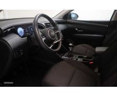 Hyundai Tucson 1.6 TGDI Maxx 4x2 de 2024 con 13.396 Km por 28.400 EUR. en Alicante