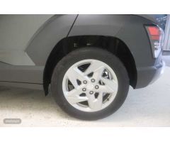 Hyundai Kona 1.0 TGDI Flexx 4x2 de 2024 con 16.889 Km por 24.900 EUR. en Barcelona