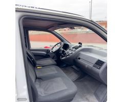 Mercedes Vito 108CDI W638 82cv de 2003 con 169.000 Km por 9.900 EUR. en Barcelona