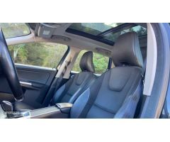 Volvo XC 60 D3 Momentum Automatico de 2017 con 142.271 Km por 24.900 EUR. en Murcia