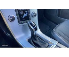 Volvo XC 60 D3 Momentum Automatico de 2017 con 142.271 Km por 24.900 EUR. en Murcia