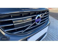 Volvo XC 60 D3 Momentum Automatico de 2017 con 142.271 Km por 24.900 EUR. en Murcia