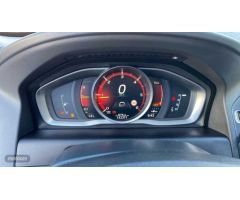 Volvo XC 60 D3 Momentum Automatico de 2017 con 142.271 Km por 24.900 EUR. en Murcia
