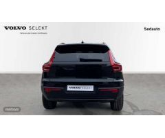 Volvo XC40 Black Edition Ultra, B3 Mild Hybrid, Gasolina de 2024 con 13.798 Km por 46.400 EUR. en Mu