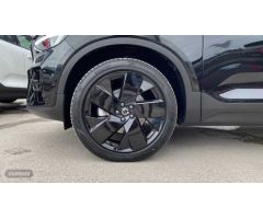 Volvo XC40 Black Edition Ultra, B3 Mild Hybrid, Gasolina de 2024 con 13.798 Km por 46.400 EUR. en Mu