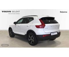 Volvo XC40 XC40 Plus, B3 Mild hybrid, Gasolina, Dark de 2025 con 10 Km por 46.990 EUR. en Ourense